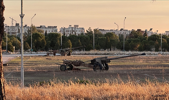 Suriye'de rejim karşıtı silahlı gruplar Hama'da 8 yerleşim yerini daha ele geçirdi
