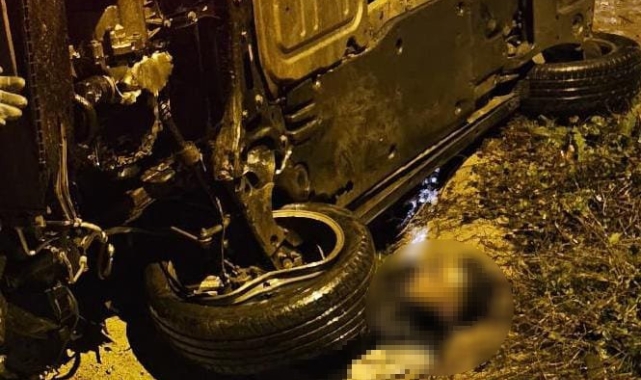 Takla atan otomobilinin altında kalan sürücü feci şekilde can verdi