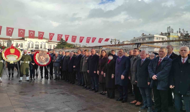 Tekirdağ'da Vatan Şairi Namık Kemal doğumunun 184. yıl dönümünde anıldı