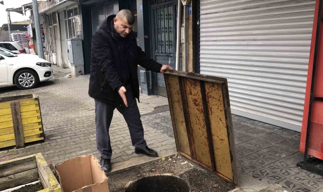 Tekirdağ'da vatandaşın lağım isyanı