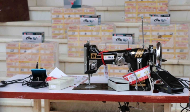 TİKA, Afganistan'da kadınlara yönelik mesleki eğitim projelerine destek veriyor