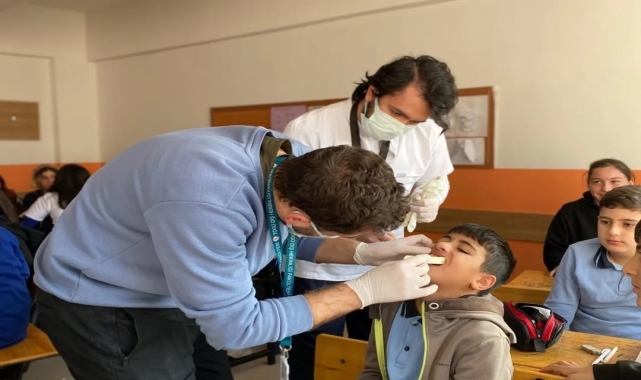 Tokat'ta öğrencilere diş taraması yapıldı