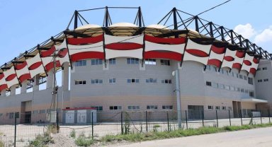 Turgutluspor yeni stadında ilk maçına çıkacak