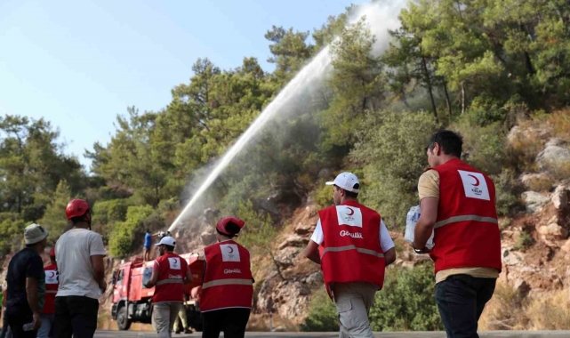 Türk Kızılay gönüllüleriyle iyiliği büyütüyor