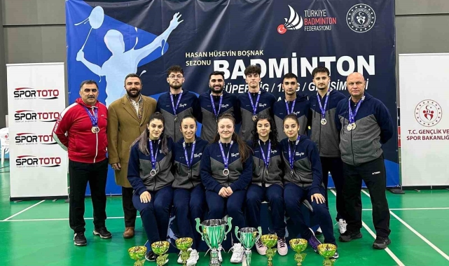 Türkiye Badminton Federasyonu Süper Ligine Erzincan Kulüpleri damga vurdu