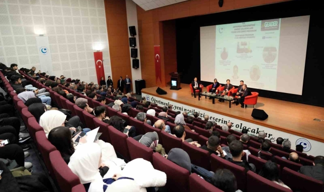 Türkiye'nin ilk tematik 'Yüzer GES Zirvesi' Adıyaman'da düzenlendi