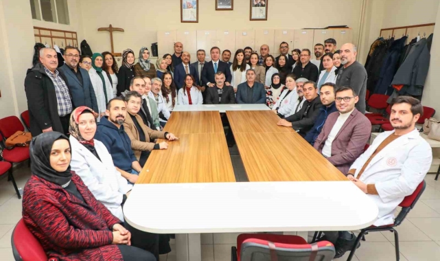 Vali Aydoğdu, öğretmenlerle bir araya geldi