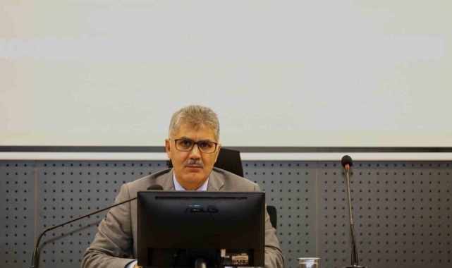 Vali Çelik: "Aile, Türk toplumunun temelidir"