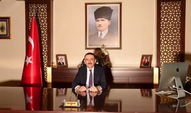 Vali Osman Hacıbektaşoğlu'ndan 10 Aralık İnsan Hakları Günü mesajı