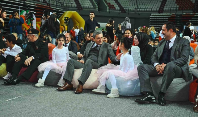 Vali Şahin: "Bir toplumun kalitesini ortaya koyan temel unsur özel gereksinimli bireylere gösterilen duyarlılıktır"