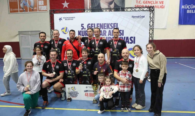 Voleybol Turnuvası'na 624 sporcunun performansı damga vurdu