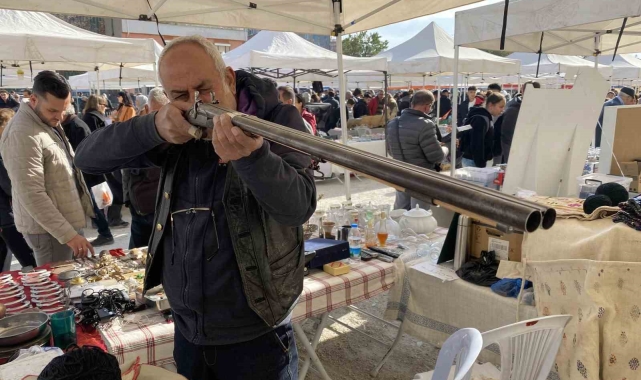 Yaklaşık 150 yıllık antika tüfek halen çalışır vaziyette