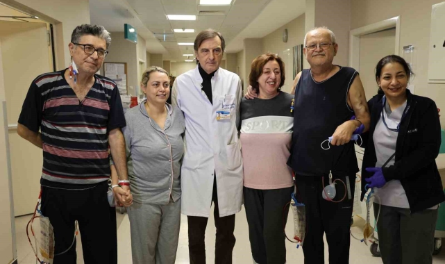 Yeni yıl öncesi değiş-tokuş ile eşlere iki yeni "hayat"