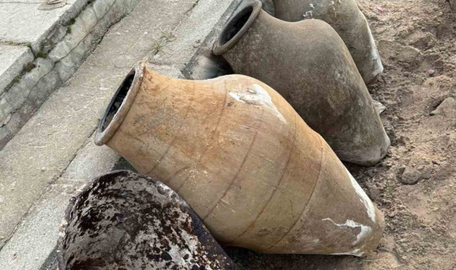 Yol çalışmasında yakın tarihe ait küp bulundu