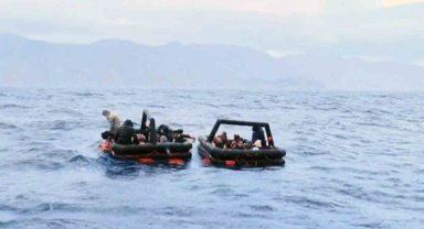 Yunanistan, 14'ü çocuk 37 düzensiz göçmeni Türk karasularına geri itti