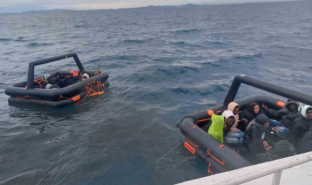 Yunanistan unsurları tarafından geri itilen 62 düzensiz göçmen Ayvalık açıklarında kurtarıldı