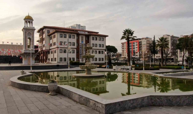 Yunusemre'den 100. Meydanı'nda ücretsiz ve sınırsız internet hizmeti