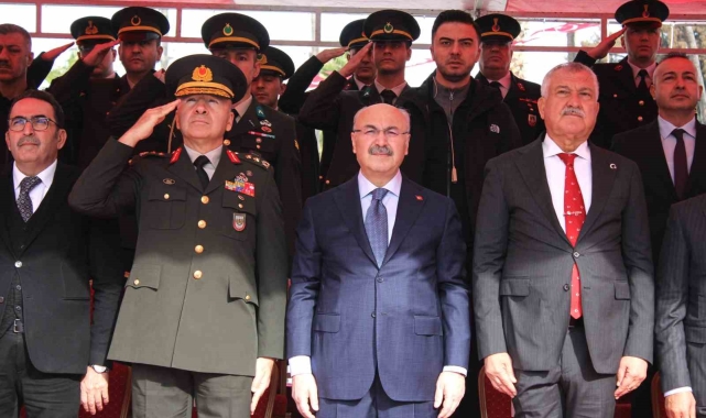 Adana'da 103. yıl coşkusu