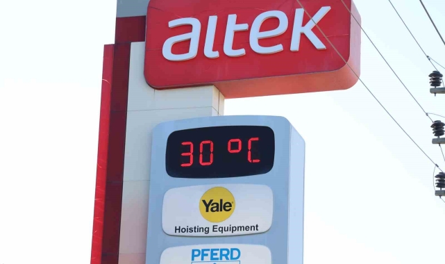 Adana&#039;da termometreler 30 dereceyi gösterdi