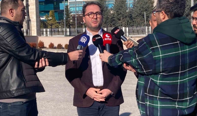 Ahmet Özer AYM'ye başvurdu