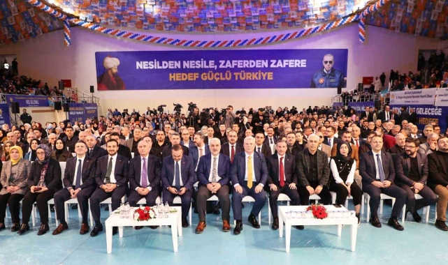 AK Parti Sultanbeyli 8. İlçe Kongresi coşkuyla gerçekleştirildi