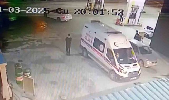 Akaryakıt istasyonunda drift attı, güvenlik kameralarına yakalandı