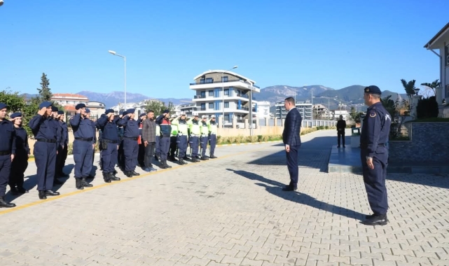 Alanya Kaymakamı'ndan jandarmaya başarı belgesi