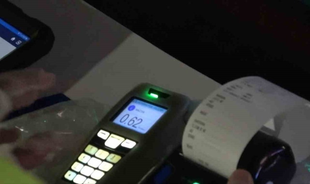 Alkollü olarak direksiyon başına geçip ceza yedi, pişkinlik edip "Yine olsa yine yaparım" dedi