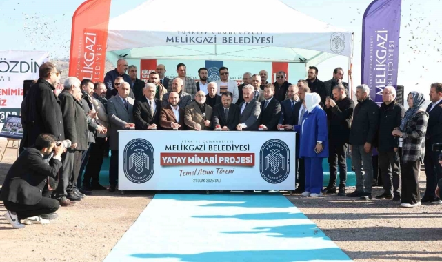 Altınoluk Mahallesi'nde yatay mimarinin temelleri atıldı