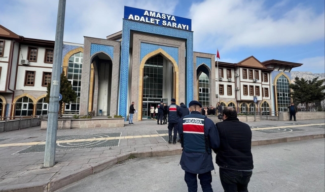 Amasya'da girdikleri bir evdeki bütün eşyaları çalan hırsızlar Samsun'da yakalandı