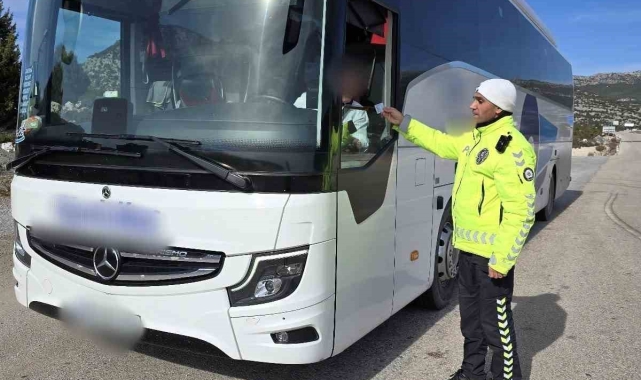 Antalya'da son 1 haftada 61 bin araç denetlendi, 16 bin sürücüye ceza kesildi