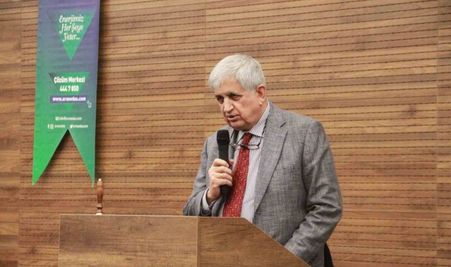 Aras EDAŞ mühendisleri Beyhan Budak ile bir araya geldi