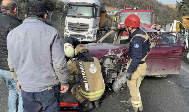 Arnavutköy'de otomobil takla attı: Sürücü ağır yaralandı