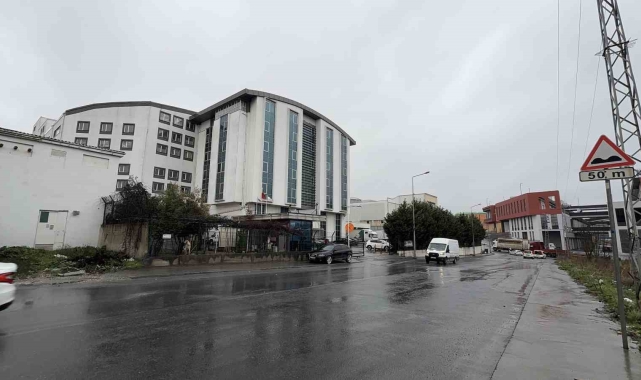 Arnavutköy'de sahte alkolden hastanelik olan 3 işçiden 1'i öldü