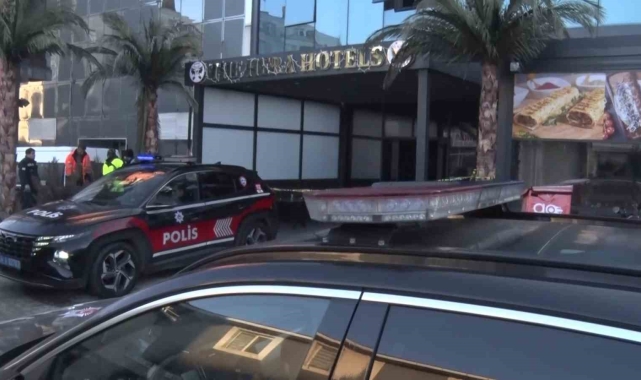 Ataşehir'de otel yangınında 3 kişi hayatını kaybetti