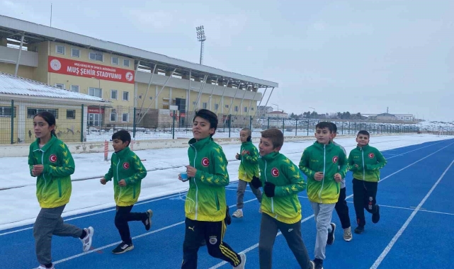 Atletizm antrenmanları devam ediyor