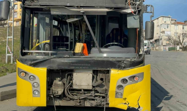 Avcılar'da İETT otobüsleri kazaya karıştı: 4 yaralı