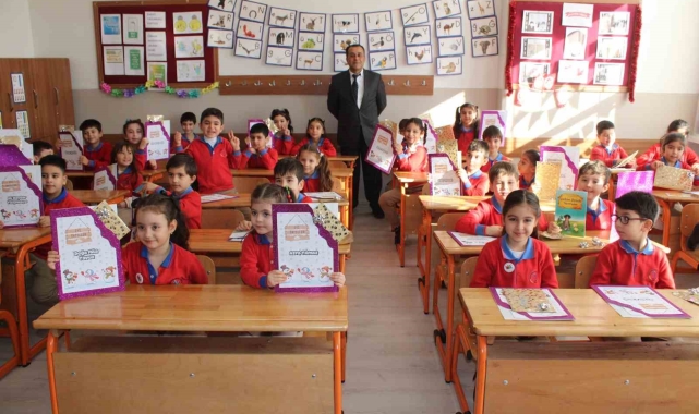 Aydın'da 189 bin öğrenci karne aldı