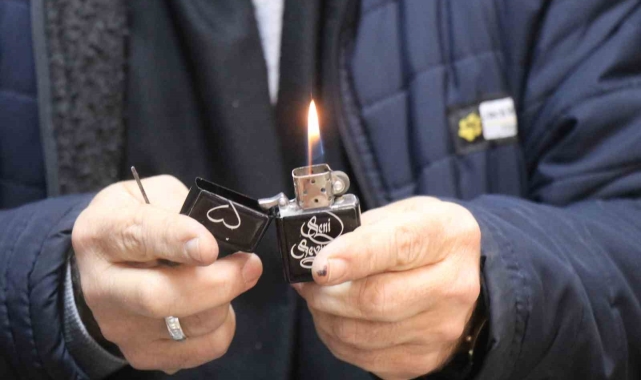 Baba mesleği için üniversiteden ayrıldı: 58 yıldır çakmak tamirciliği yapıyor
