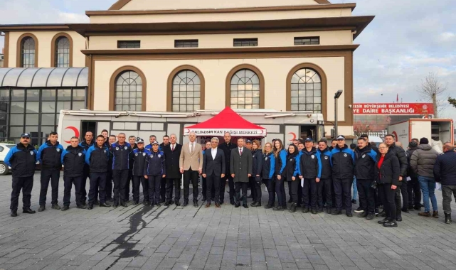 Balıkesir zabıtasından örnek davranış