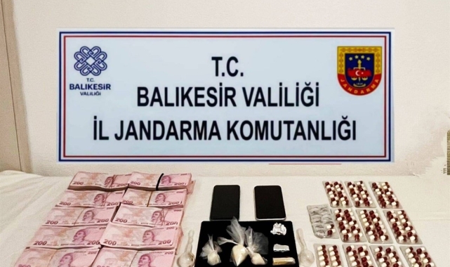 Balıkesir'de 8 ilçede uyuşturucu operasyonu: 7 tutuklama