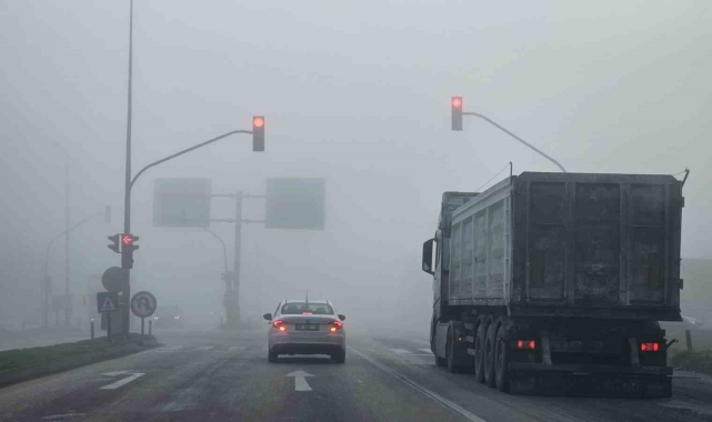Bandırma'da deniz ve kara taşımacılığında sis engeli