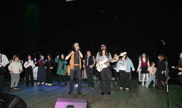 Barış Manço'nun anısına ses yarışması: Genç yetenekler göz doldurdu