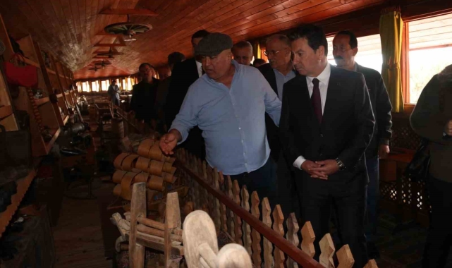 Başkan Aras, Fethiye'de muhtarlarla kahvaltıda buluştu