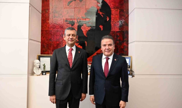 Başkan Böcek, CHP Lideri Özel ile görüştü