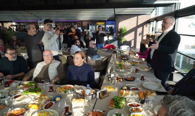 Başkan Ertaş'tan gazetecilere 10 Ocak jesti