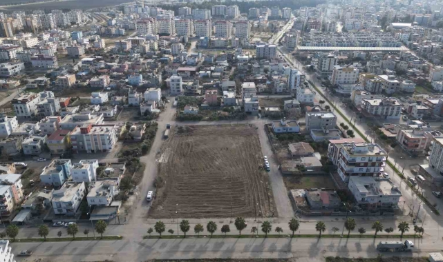 Başkan Kadir Aydar'dan Ceyhan'a Üçüncü Kent Meydanı Müjdesi