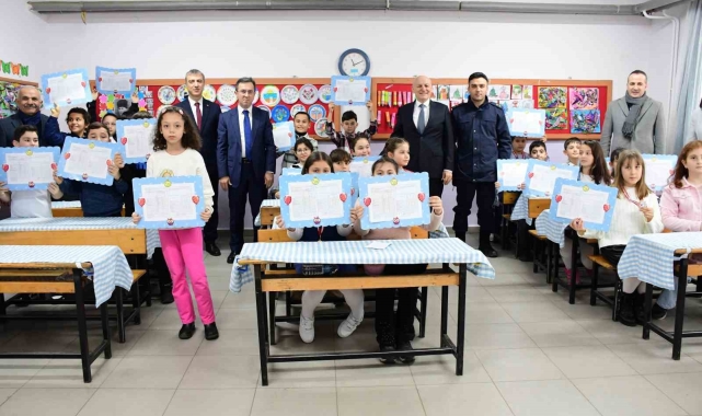 Başkan Kul, "karne" heyecanına ortak oldu