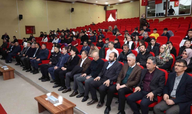 Başkan Özdoğan: "Kitapla buluşan nesiller, aydınlık bir geleceğin teminatıdır"