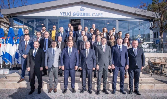 Başkan Tugay: "Atıklar evlerde ayrıştırılacak"